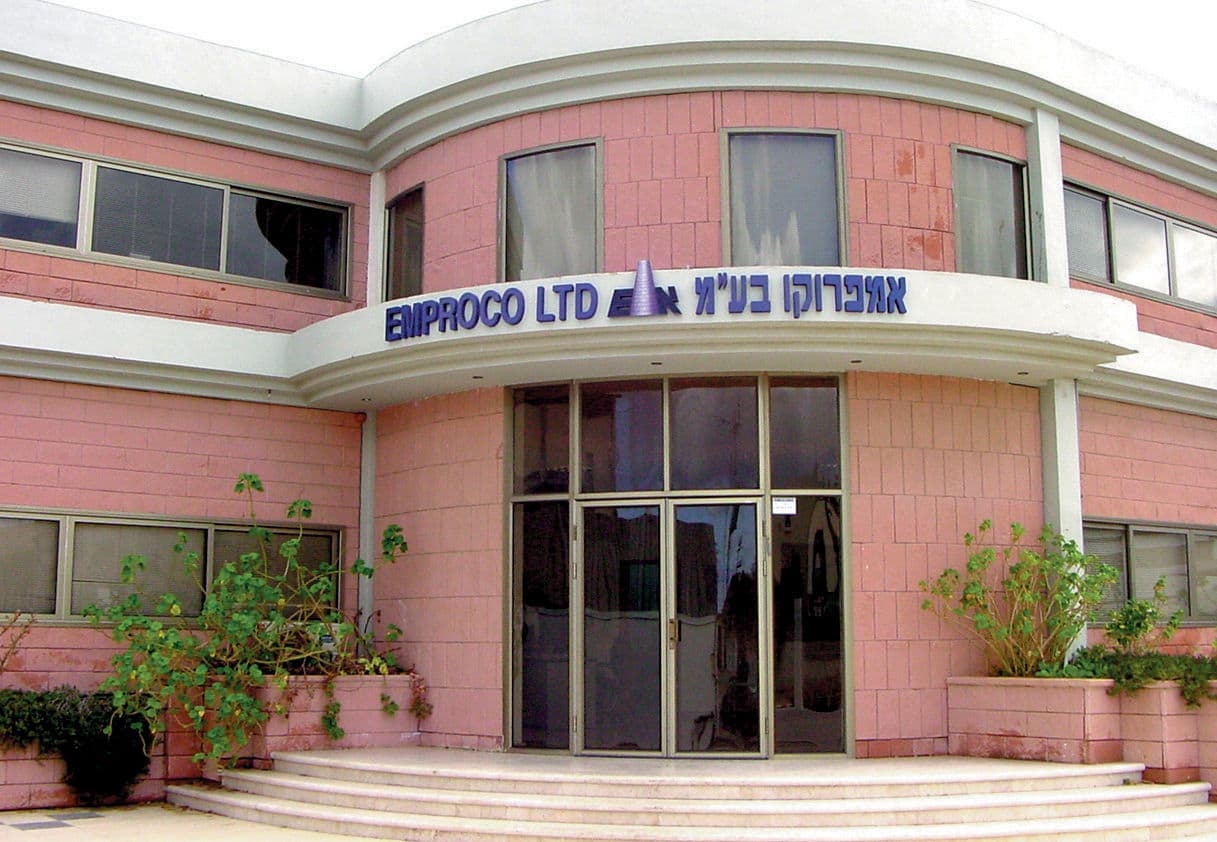 EMPROCO בע״מ, שילוט חזית, בייצור פה זה טיב